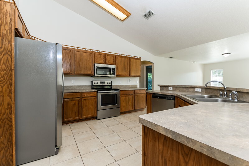2,645/Mo, 9615 Saragossa St Clermont, FL 34711 Kitchen View 2
