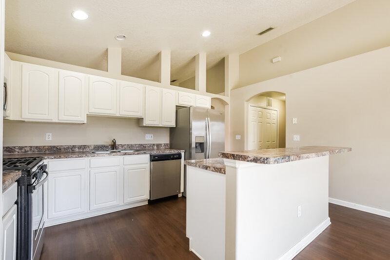 2,230/Mo, 2856 Snowy Owl Ct Lake Mary, FL 32746 Kitchen View 2