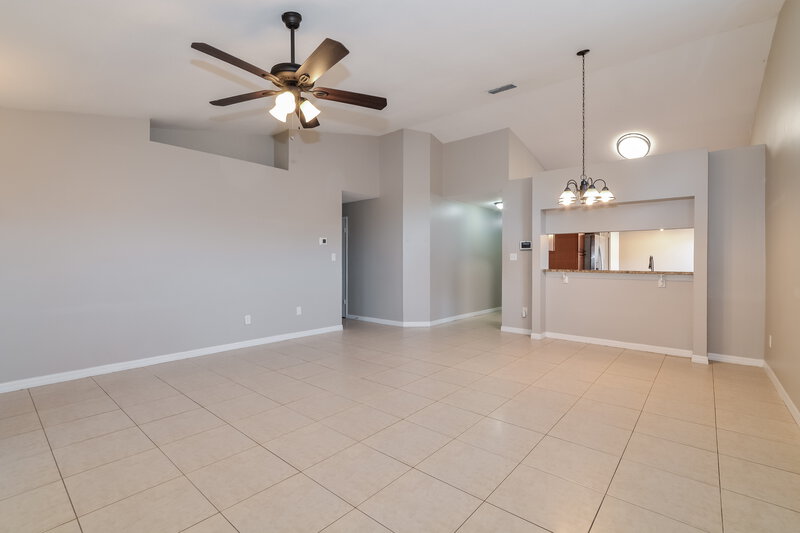 2,255/Mo, 2417 Ginger Mill Blvd Orlando, FL 32837 Living Room View 2