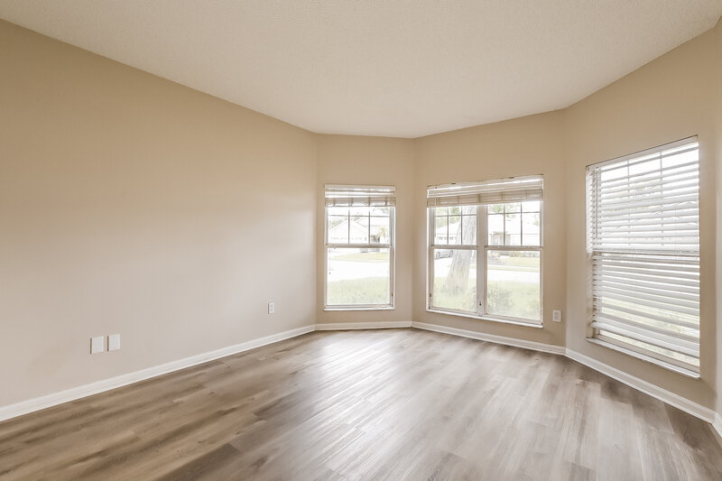 2,325/Mo, 1912 Windsor Oak Dr Apopka, FL 32703 Bedroom View