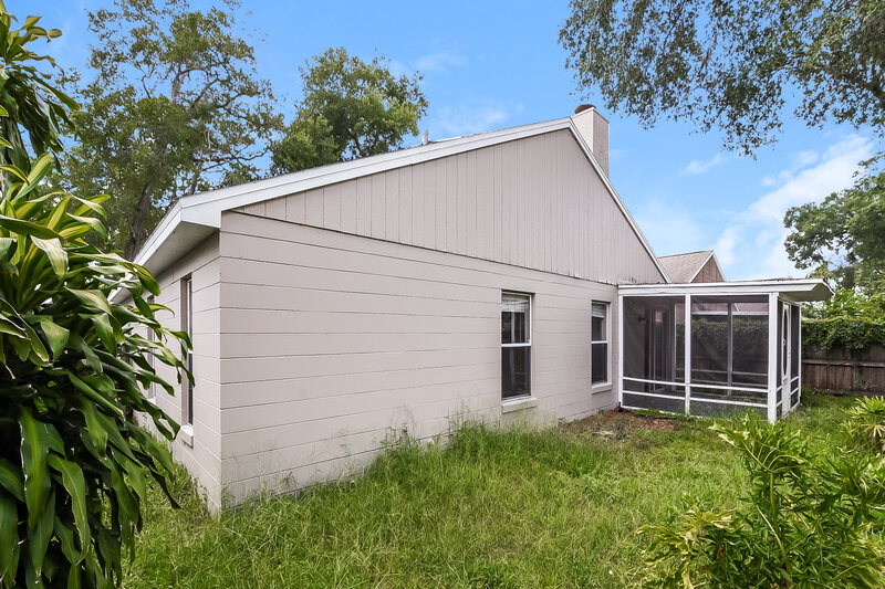 2,325/Mo, 1912 Windsor Oak Dr Apopka, FL 32703 Rear View