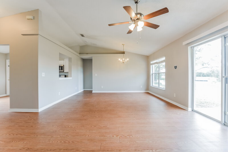 1,965/Mo, 11832 Foxglove Dr Clermont, FL 34711 Living Room View 2
