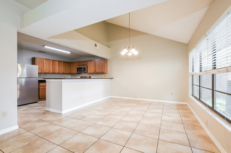 2,490/Mo, 439 E Springtree Way Lake Mary, FL 32746 Dining Room View