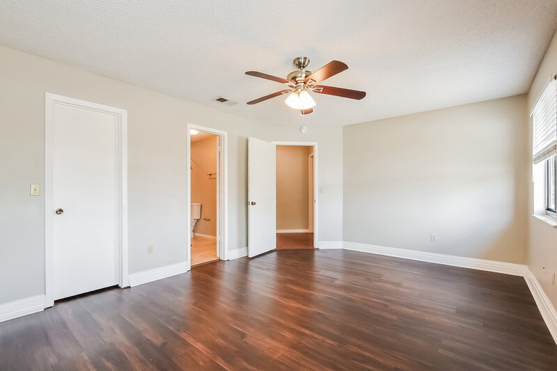 2,490/Mo, 439 E Springtree Way Lake Mary, FL 32746 Main Bedroom View