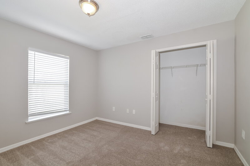 2,055/Mo, 3667 Queens Cove Blvd Winter Haven, FL 33880 Bedroom View