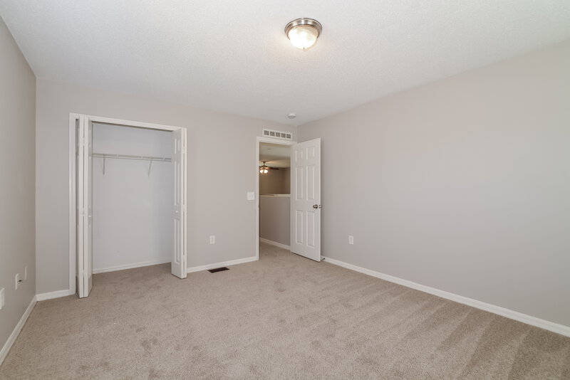 2,055/Mo, 3667 Queens Cove Blvd Winter Haven, FL 33880 Bedroom View 4