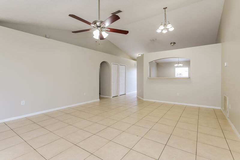1,795/Mo, 235 Lobelia Dr Davenport, FL 33837 Dining Room View 2