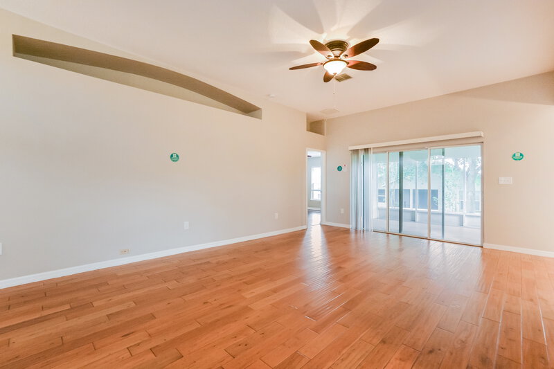 2,065/Mo, 2782 Boardwalk Way Tavares, FL 32778 Living Room View 2