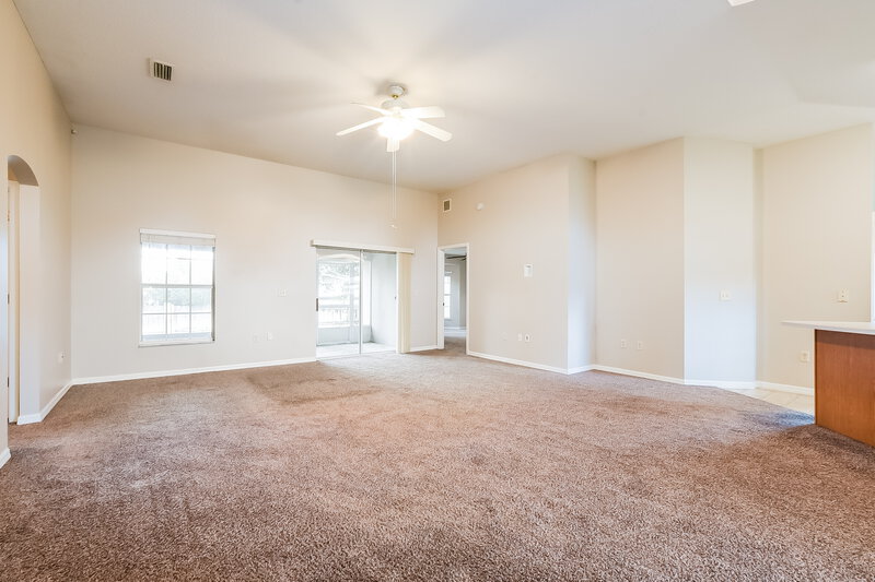 1,920/Mo, 4461 Treasure Cay Rd Tavares, FL 32778 Living Room View