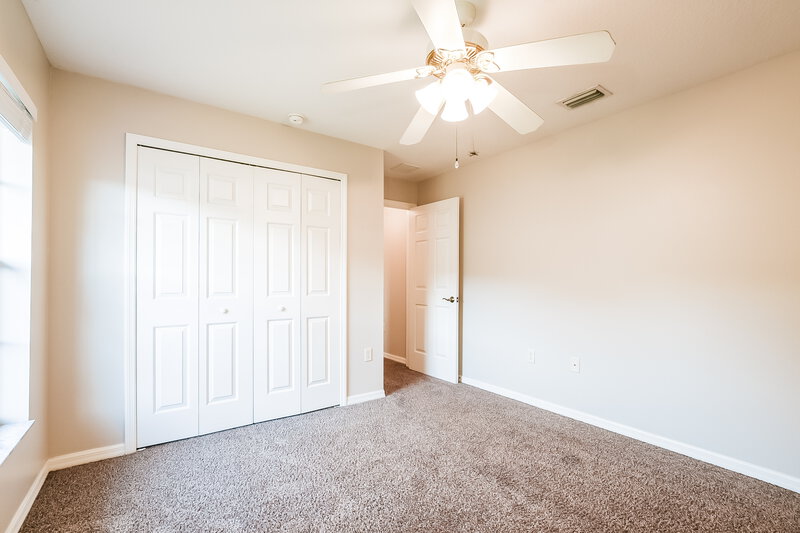 1,920/Mo, 4461 Treasure Cay Rd Tavares, FL 32778 Bedroom View 2