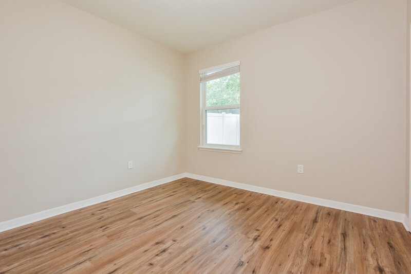 1,865/Mo, 3728 Umbrella Ct Tavares, FL 32778 Bedroom View 4