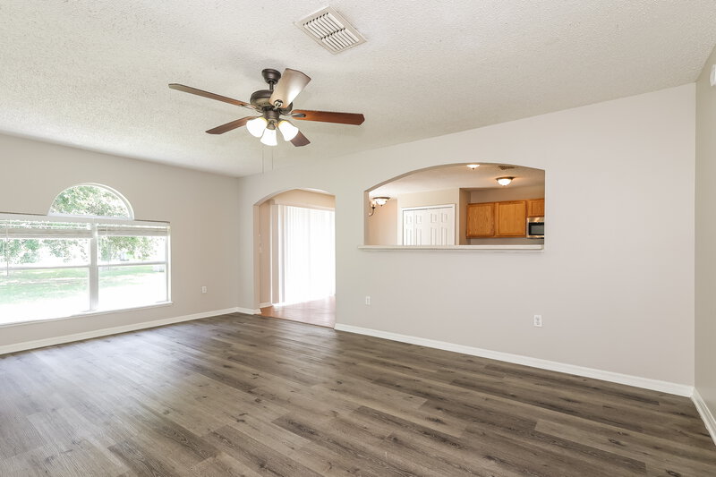 2,770/Mo, 2069 Whispering Trails Blvd Winter Haven, FL 33884 Living Room View 3