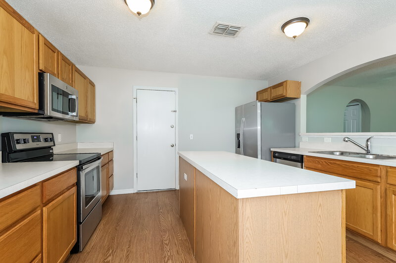 2,770/Mo, 2069 Whispering Trails Blvd Winter Haven, FL 33884 Kitchen View