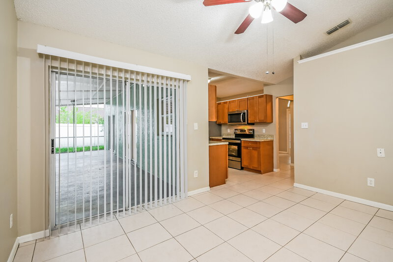 1,995/Mo, 85 Blackberry Creek Dr Saint Cloud, FL 34769 Family Room View