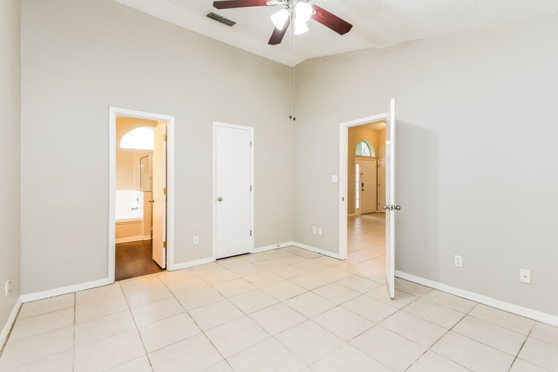 1,995/Mo, 85 Blackberry Creek Dr Saint Cloud, FL 34769 Main Bedroom View 2