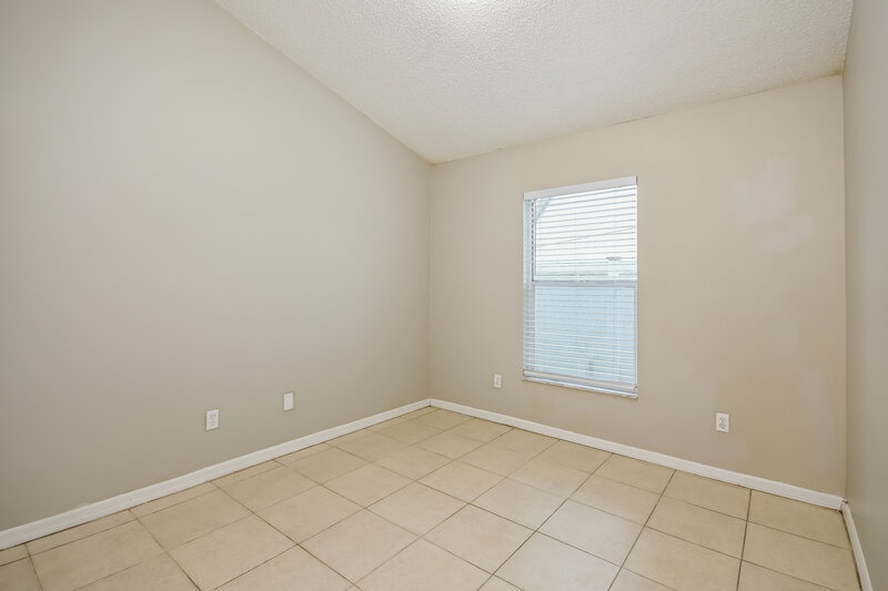 1,995/Mo, 85 Blackberry Creek Dr Saint Cloud, FL 34769 Bedroom View