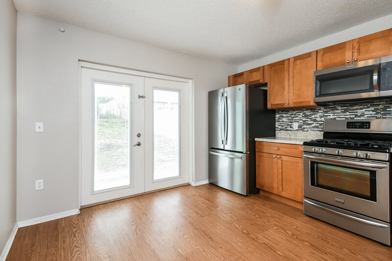 1,805/Mo, 213 Nicholson Dr Davenport, FL 33837 Kitchen View 3