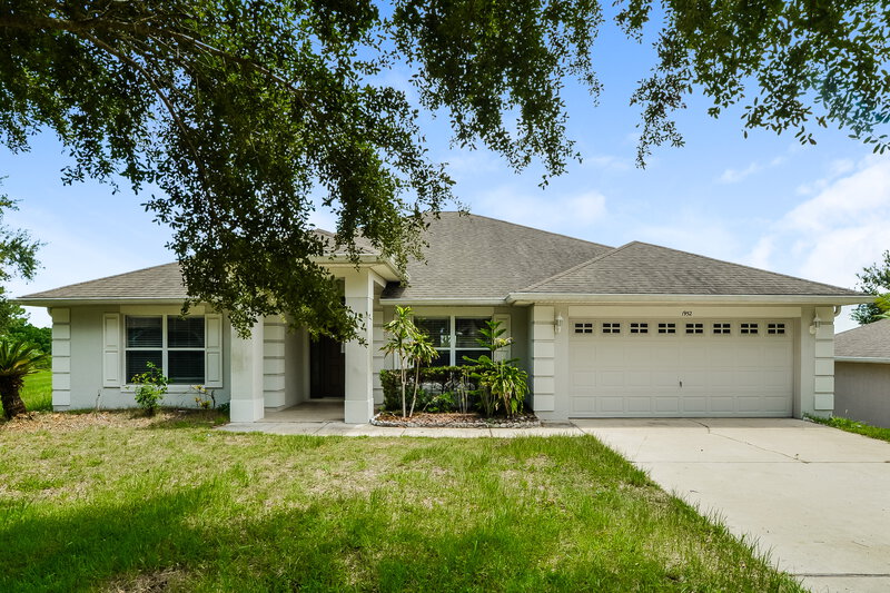 3,570/Mo, 1952 Southern Oak Loop Minneola, FL 34715 External View