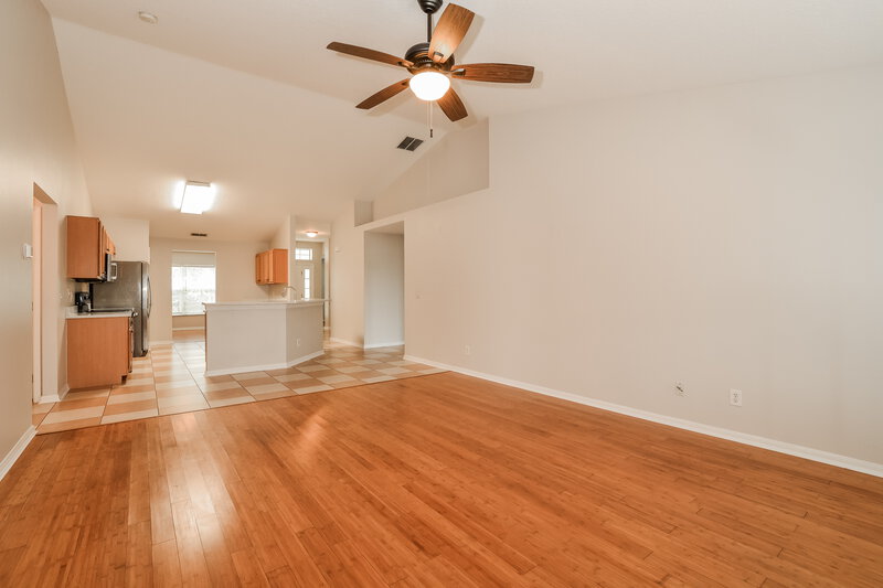 3,570/Mo, 1952 Southern Oak Loop Minneola, FL 34715 Living Room View