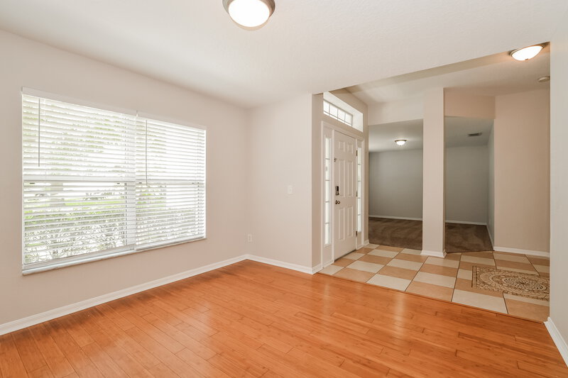 3,570/Mo, 1952 Southern Oak Loop Minneola, FL 34715 Dining Room View