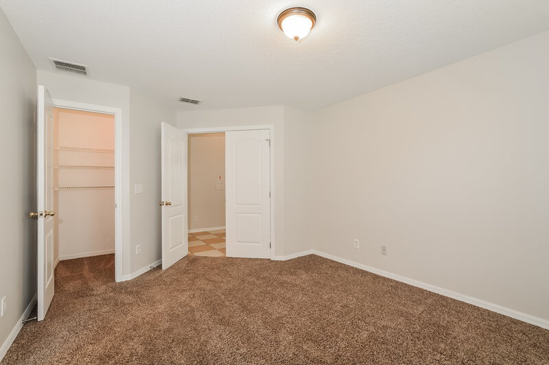 3,570/Mo, 1952 Southern Oak Loop Minneola, FL 34715 Bedroom View