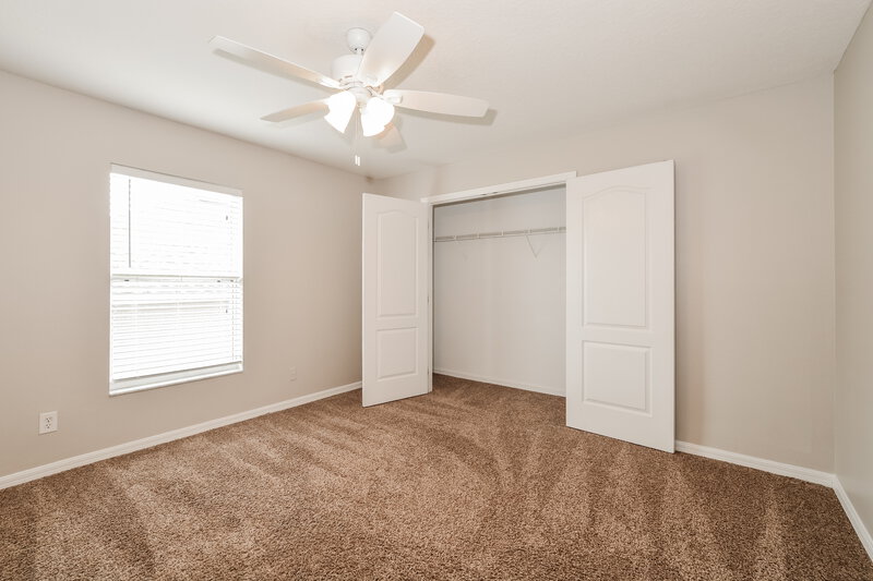3,570/Mo, 1952 Southern Oak Loop Minneola, FL 34715 Bedroom View 3