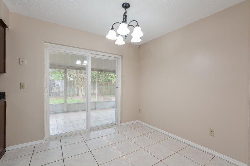 2,180/Mo, 2726 Carlisle Ave Orlando, FL 32826 Dining Room View
