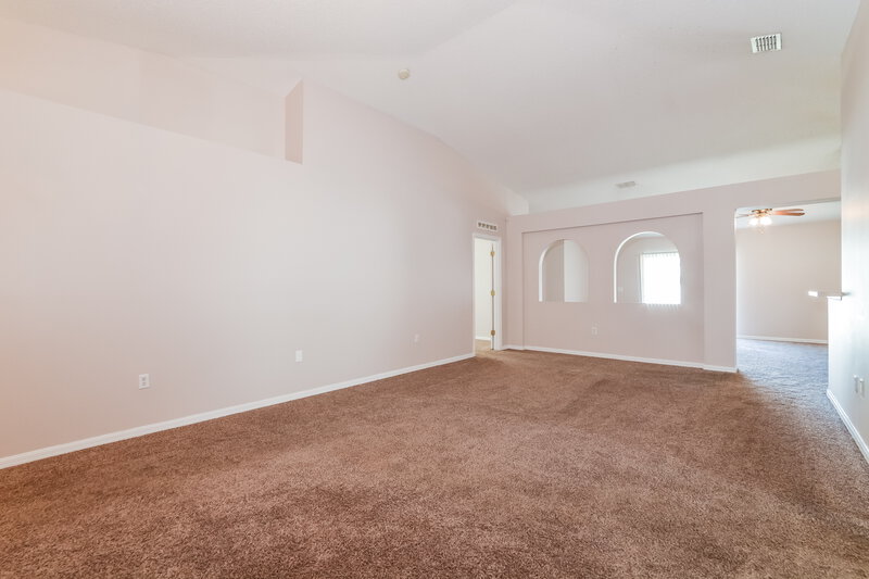 2,115/Mo, 2328 Kingscrest Cir Apopka, FL 32712 Living Room View 2