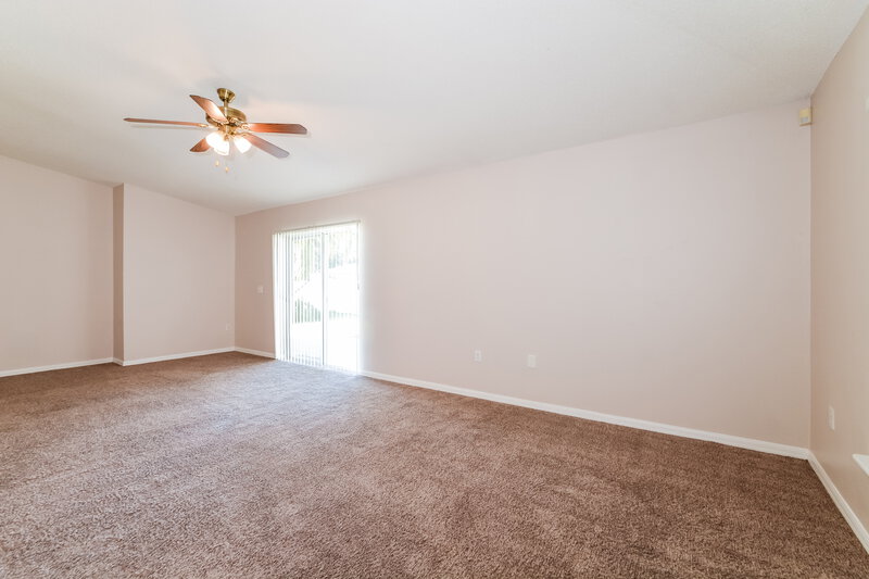 2,115/Mo, 2328 Kingscrest Cir Apopka, FL 32712 Living Room View 3