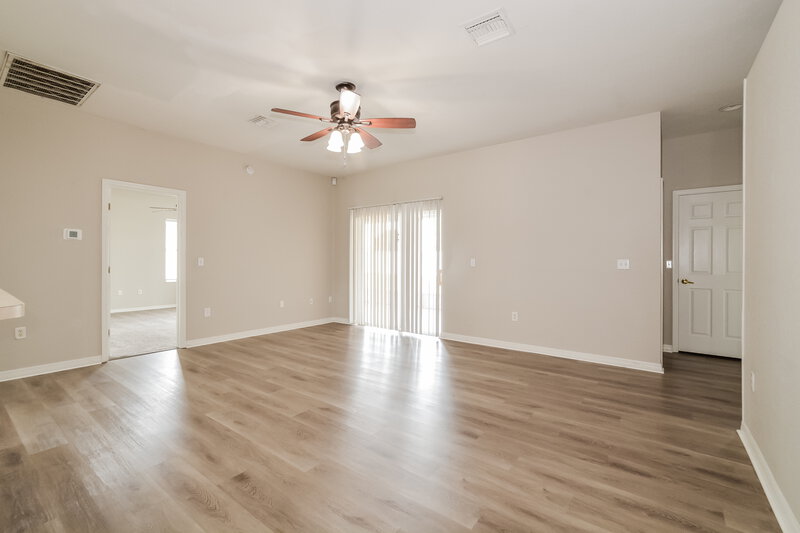 1,855/Mo, 292 Cloverdale Rd Winter Haven, FL 33884 Living Room View 2