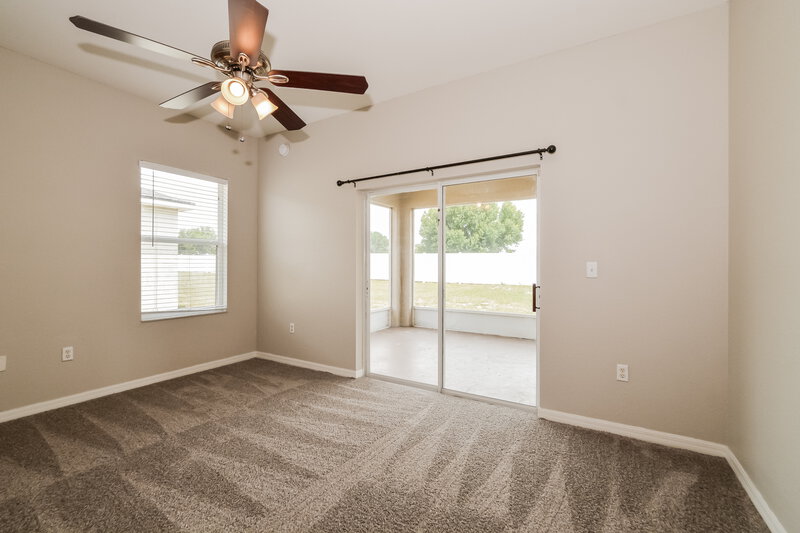 1,855/Mo, 292 Cloverdale Rd Winter Haven, FL 33884 Main Bedroom View