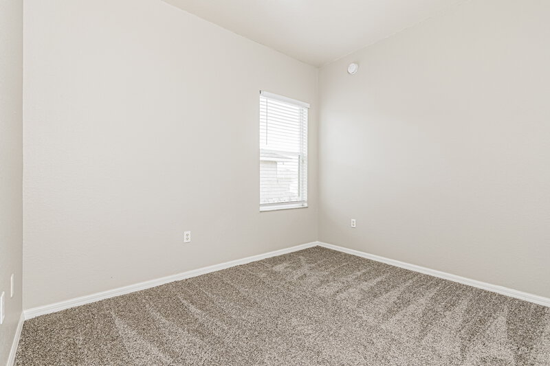 2,920/Mo, 292 Cloverdale Rd Winter Haven, FL 33884 Bedroom View