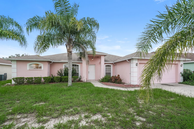 1,860/Mo, 7172 Summit Dr Winter Haven, FL 33884 External View