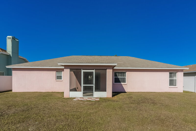 1,860/Mo, 7172 Summit Dr Winter Haven, FL 33884 Rear View