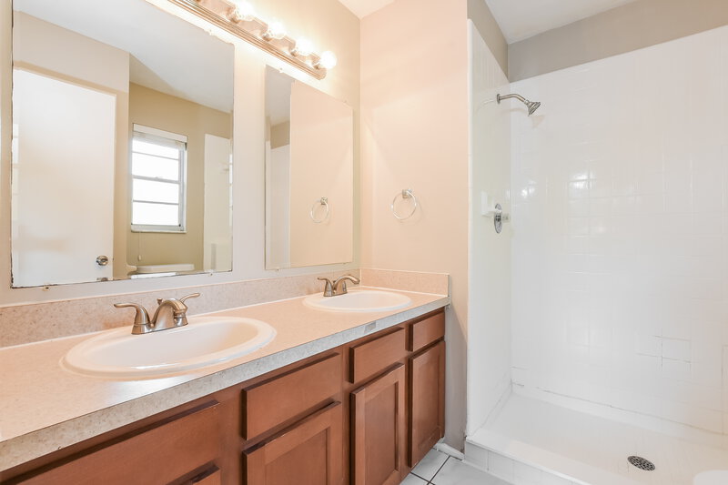 2,340/Mo, 713 Fenwick Dr Orlando, FL 32825 Misc View 10