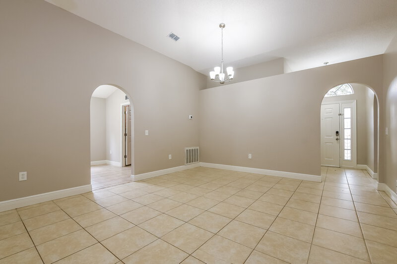 2,440/Mo, 4537 Willamette Cir Orlando, FL 32826 Dining Room View 2
