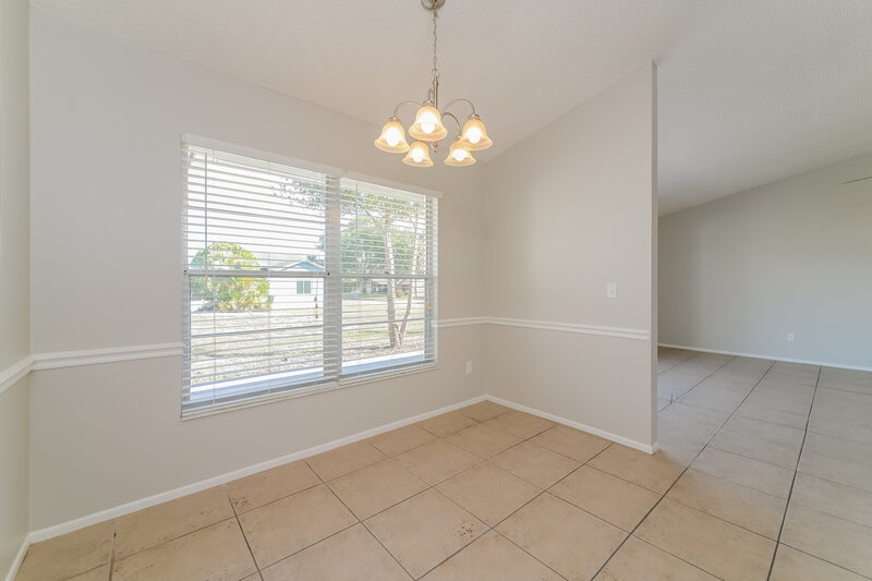 2,125/Mo, 1015 Elizabeth Ridge Ct Kissimmee, FL 34747 Breakfast Nook View
