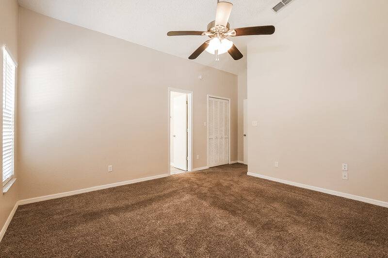 2,355/Mo, 1000 Country Cove Ct Oviedo, FL 32766 Main Bedroom View 3