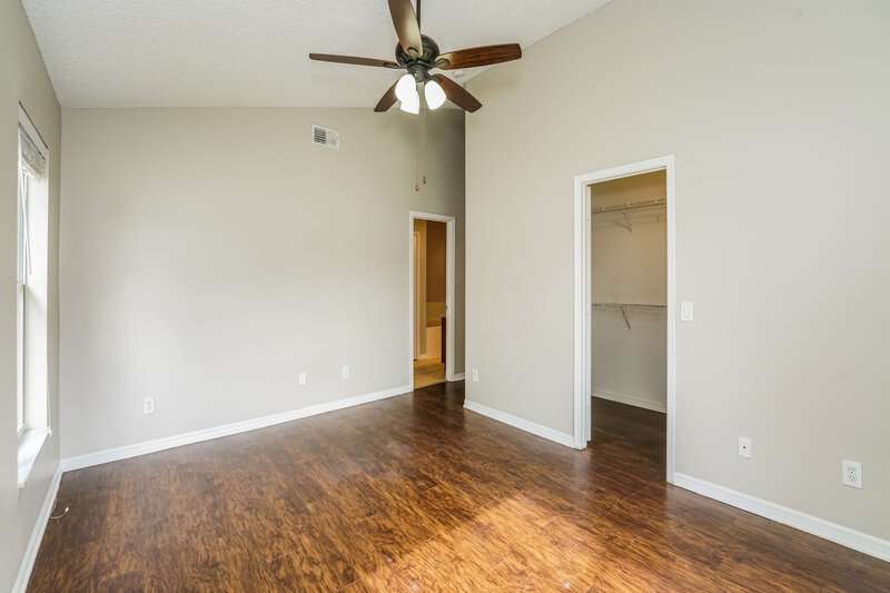 2,410/Mo, 14620 Kristenright Lane Orlando, FL 32826 Main Bedroom View 2