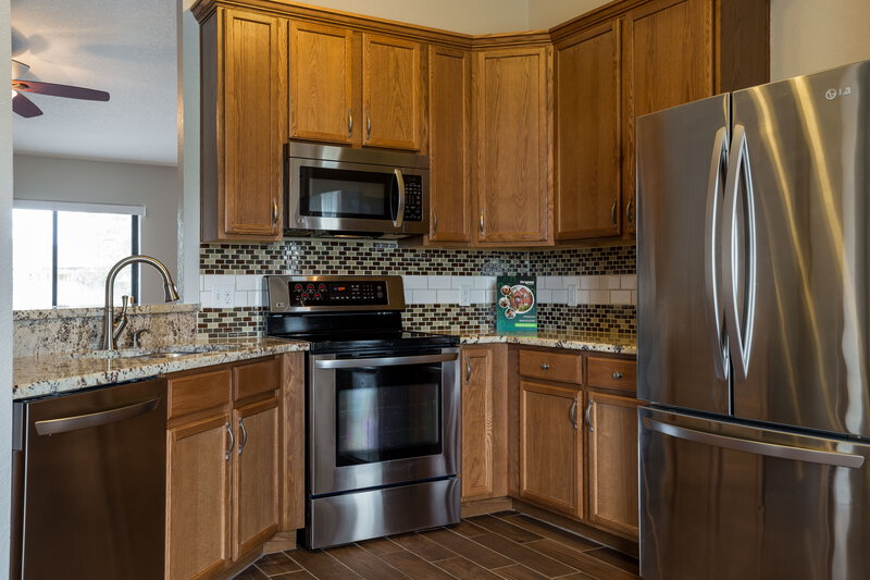 1,865/Mo, 791 Auburn Preserve Blvd Auburndale, FL 33823 Kitchen View