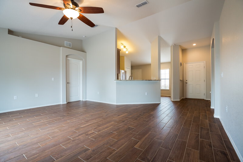 1,865/Mo, 791 Auburn Preserve Blvd Auburndale, FL 33823 Family Room View 2