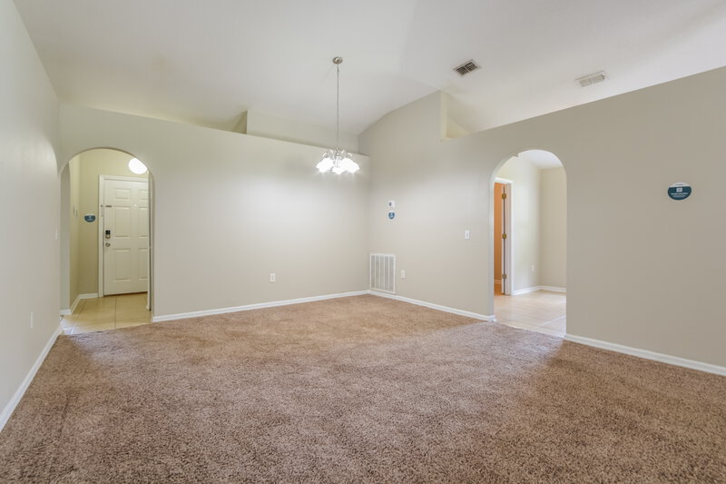 2,080/Mo, 2437 Palmetto Ridge Cir Apopka, FL 32712 Living Room View