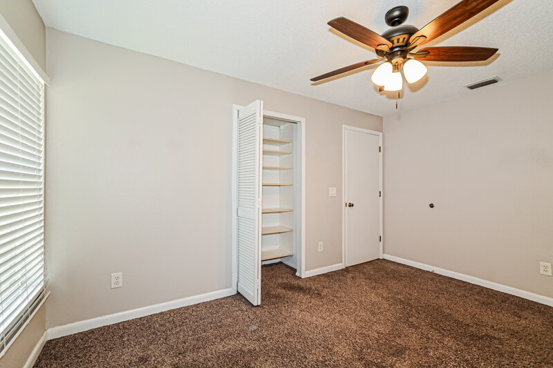 2,425/Mo, 1096 Manigan Ave Oviedo, FL 32765 Bedroom View 3