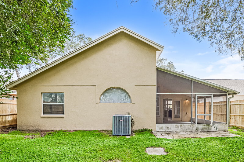 2,425/Mo, 1096 Manigan Ave Oviedo, FL 32765 Rear View