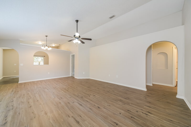 2,065/Mo, 6748 Ebans Bnd Orlando, FL 32807 Living Room View