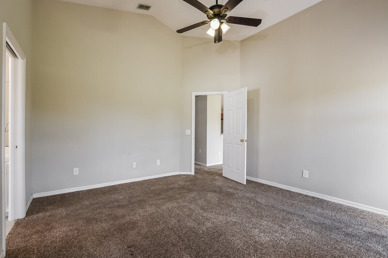 2,410/Mo, 2331 Cobblefield Cir Apopka, FL 32703 Main Bedroom View 2