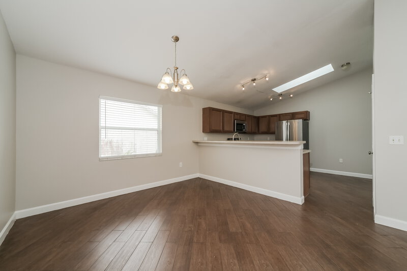 1,780/Mo, 206 Kingshill Ct SE Winter Haven, FL 33884 Dining Room View