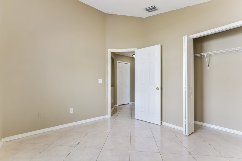 3,620/Mo, 2113 Carpathian Dr Apopka, FL 32712 Bedroom View 2