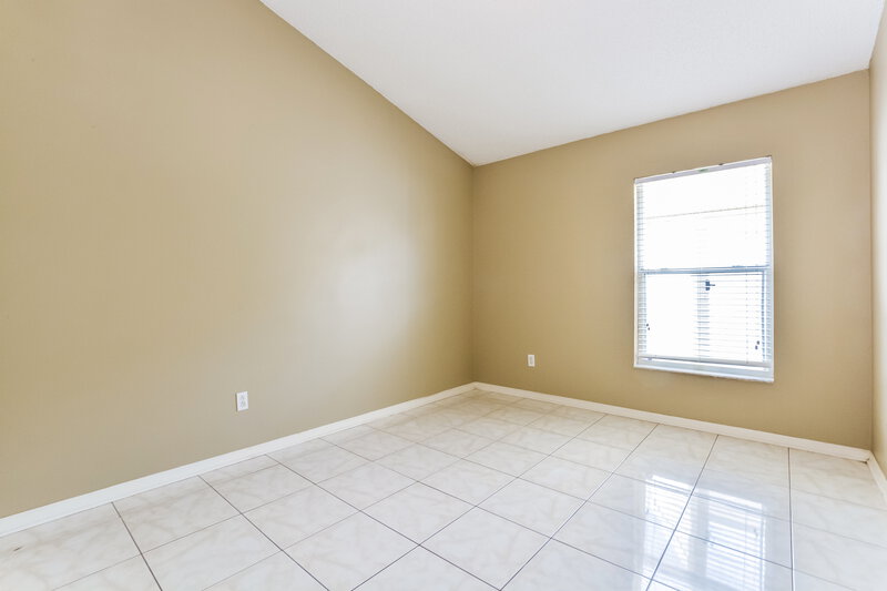 3,620/Mo, 2113 Carpathian Dr Apopka, FL 32712 Bedroom View 3