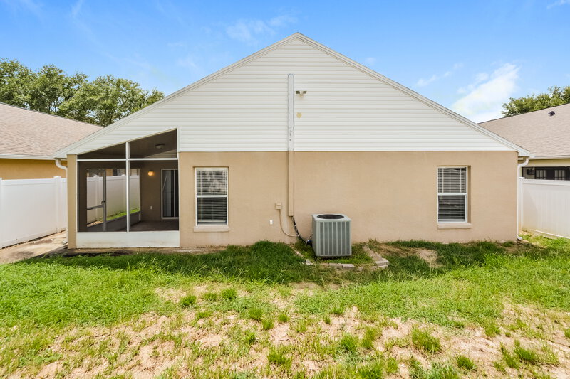 3,620/Mo, 2113 Carpathian Dr Apopka, FL 32712 Rear View